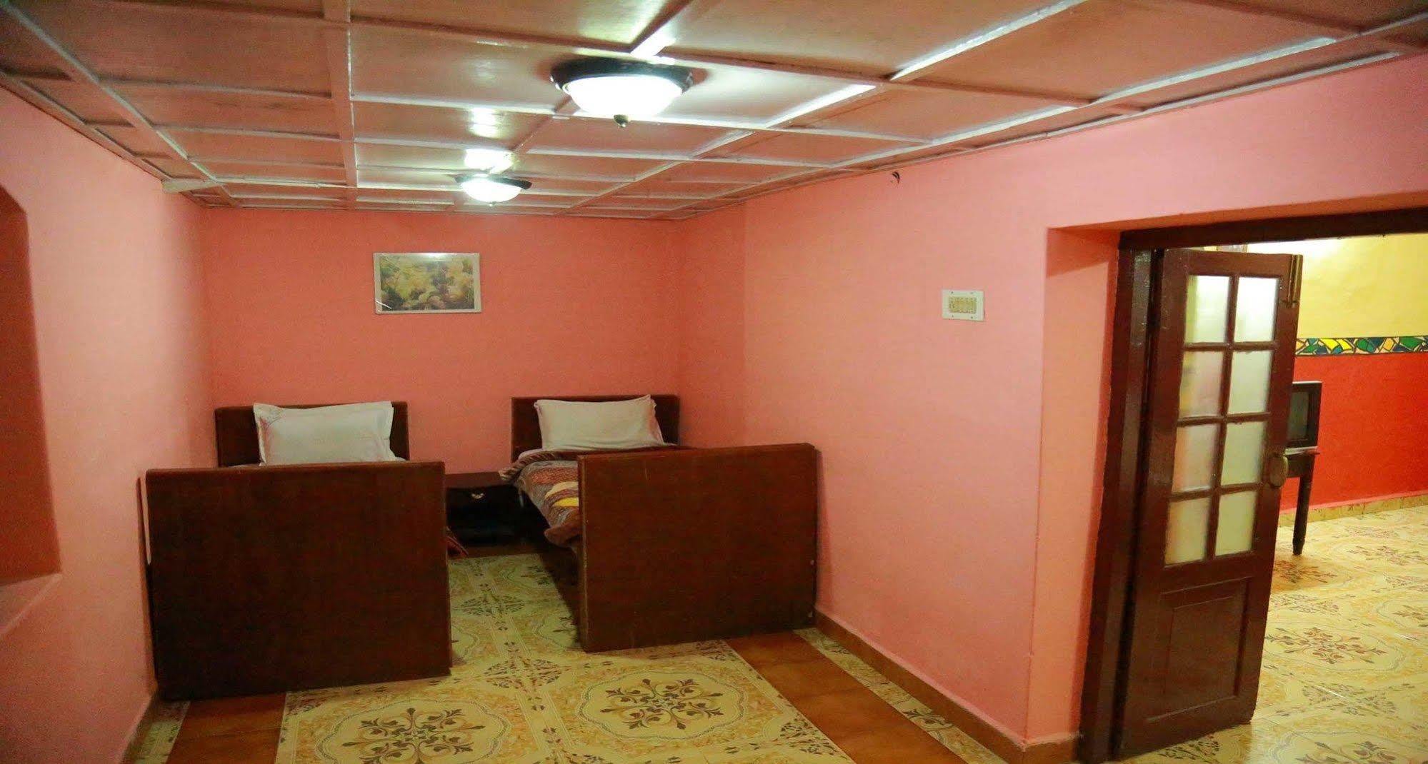 British Cliff Club Resort Ooty Exteriör bild