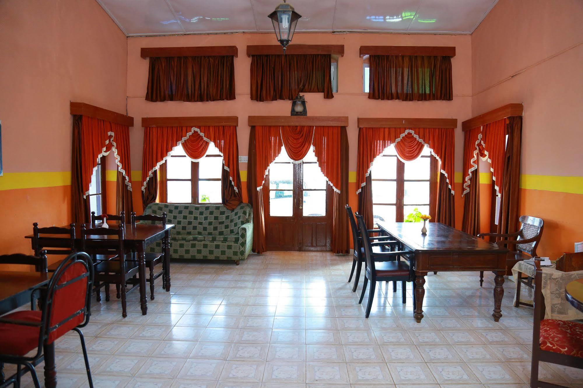 British Cliff Club Resort Ooty Exteriör bild